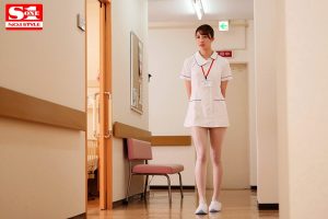 股下3センチ美脚タイトミニスカナースの誘惑 星宮一花